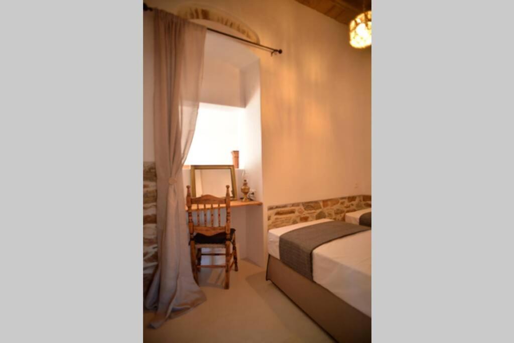 George Farmhouse Chrousa Extérieur photo